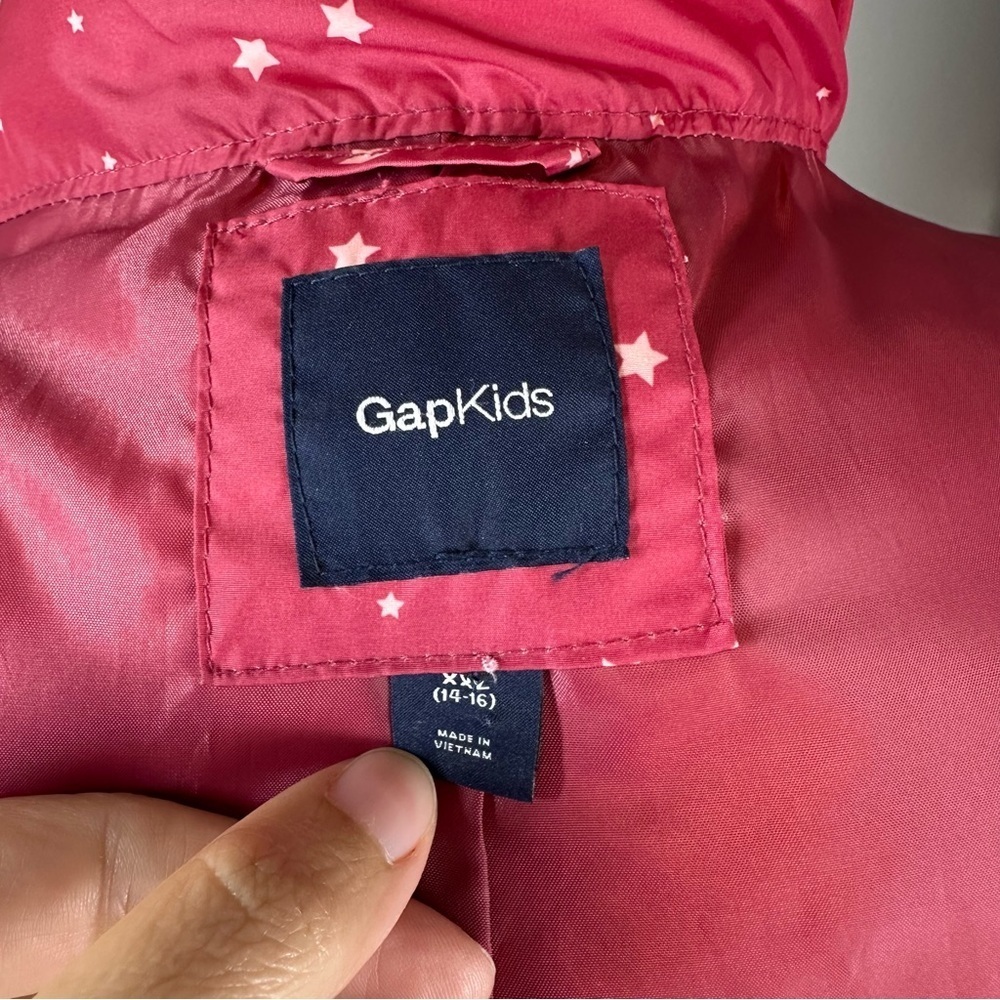 GapKids Red Star Print Puffer Vest XXL (14-16) Warm Winter Layer - Picture 9 of 12
